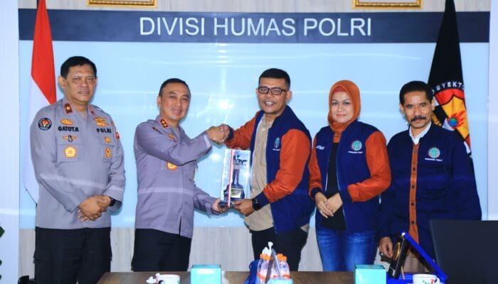 Kadiv Humas dan IWO Perkuat Komitmen Wujudkan Pemilu Damai