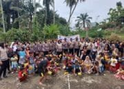 Polda Riau Kirim Tim Trauma Healing, Sediakan Dukungan Psikologis untuk Korban Banjir di Kab. Rohul