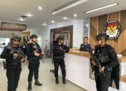 Subsatgas OMB LK 2023-2024 Brimobda Riau Melakukan Patroli dan Pengamanan pada Tahap Kampanye Pemilu