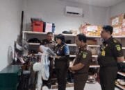 Aspidmil Kejati Riau dampingi Direktur Penuntutan JAM Pidmil dalam Monitoring Koordinasi Penanganan Perkara Koneksitas ke Otmil I-03 Pekanbaru