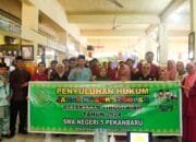 Jaksa Masuk Sekolah (JMS), Kejati Riau Berikan Penyuluhan Hukum pada Siswa/i SMA Negeri 5 Pekanbaru