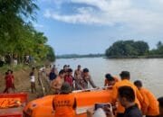 Sampan Terbalik, 5 Orang Tenggelam dan Seorang Balita 4 Tahun Belum Ditemukan