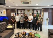 Kajati Riau Menerima Audiensi dari Pengurus Badan Pengelola Masjid Raya An-Nur Provinsi Riau