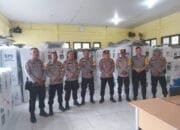 Kapolsek Kampar Kiri Hilir Cek Personil Yang Melakukan Pengamanan di PPK Kecamatan