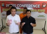 Ditresnarkoba Polda Riau Gerebek Rumah di Pangeran Hidayat Pekanbaru, Puluhan Butir Pil Extasi di Amankan