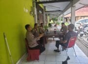 Patroli Sambang di PPK Kecamatan Tuah Karya, Satgas Binmas Galang dan Bina Warga Dengan Pesan Himbauan :  “Pentingnya Menjaga Nilai Nilai Persatuan dan Kesatuan”