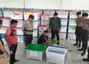 Satgas OMB Polres Rohil Kawal KPUD Ambil Data Container Box Kembali untuk Rekapitulasi Nasional