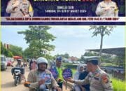 Satgas Preemtif Polres Kuansing Melaksanakan Giat Pemasangan Stiker dan Penyebaran Brosur Himbauan Tertib Berlalu Lintas