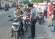 Lapas Kelas IIA Pekanbaru Bagikan Takjil Gratis kepada Masyarakat