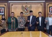 Kajati Sumbar Dampingi Gubernur Hadiri Undangan Warga Minang Perantauan di Arab