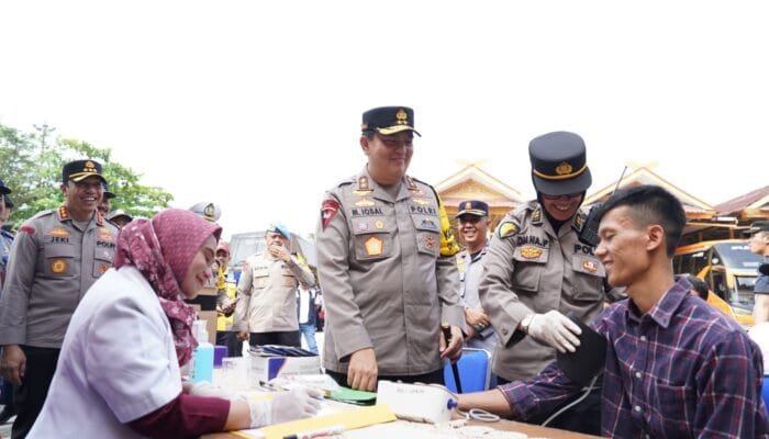 Kapolda Riau Tinjau Persiapan Arus Mudik di Pekanbaru, Kesehatan, Kelayakan Kendaraan, dan Keselamatan Penumpang Jadi Fokus
