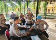 Kasatgas Banops Beri Pelayanan Kesehatan ke Pelaksana Tugas Ops Ketupat LK Kuning-2024 Polres Rohil