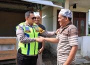 AKBP Asep Sujarwadi Pimpin Patroli ke Perumahan Warga Jaga Keamanan Saat Libur Idul Fitri 1445 H/2024