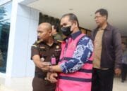 Kejati DKI Jakarta melakukan Penahanan Terhadap Tersangka Dugaan Tipikor Dalam Pengelolaan Dana Pensiun Bukit Asam Tahun 2013 s/d 2018