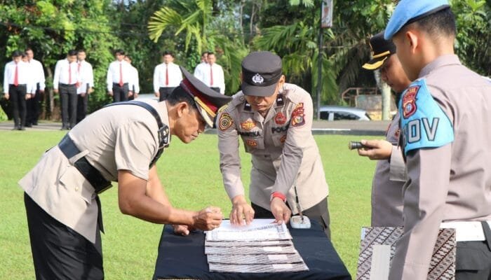 Kapolres Kuansing Pimpin Langsung Sertijab Kabag, Kasat Dan Kapolsek