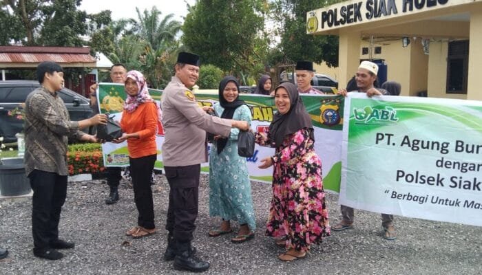 Alhamdulillah, Kapolsek Siak Hulu Terus Laksanakan Giat Jum’at Curhat dan Bakti Sosial Berbagi Sembako Bersama PT. ABL