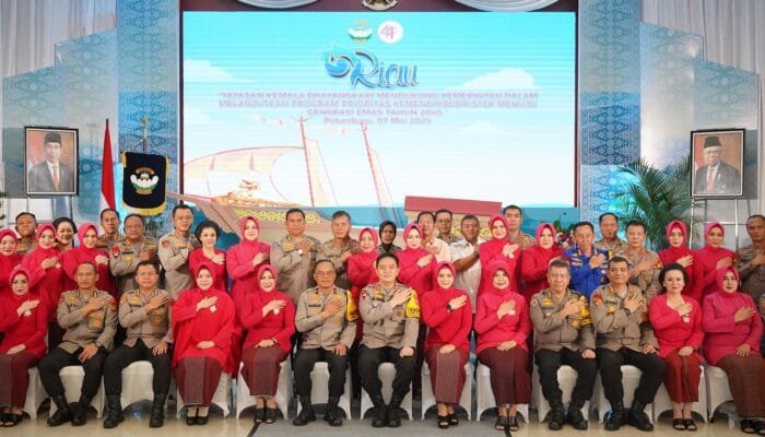 Yayasan Kemala Bhayangkari Polda Riau Gelar Syukuran HUT ke-44 dan Dukung Program Generasi Emas 2045