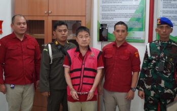 JPU Kejari Jakarta Timur Terima Barang Bukti dan Penyerahan Tanggung Jawab Tersangka Budi Said Terkait Dugaan Tipikor BELM Surabaya 01 Antam Tahun 2018