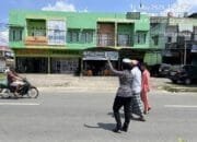 Polwan Sat Lantas Polres Kuansing Melakukan Pengaturan dan Patroli Shalat Jumat