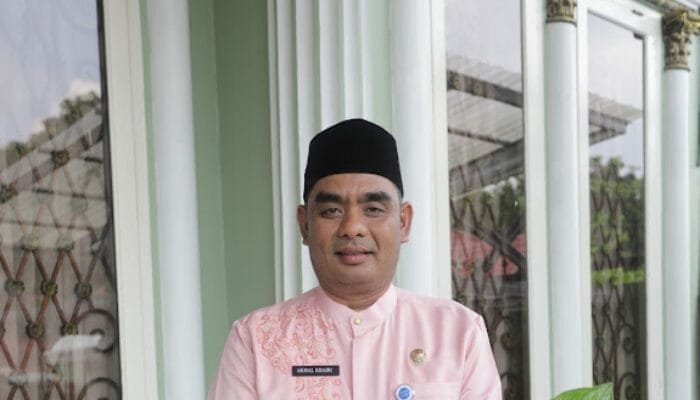 Kepala Dinas DPMPTSP Pekanbaru jadi Narasumber di FGD Implementasi Pelayanan Publik se-Indonesia