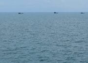 Puluhan Kapal Lengkong Berlindung di Perairan Subi Akibat Cuaca Buruk