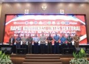 Kapolda Riau Buka dan Pimpin Langsung Rapat Koordinasi Lintas Sektoral Operasi Mantap Praja Lancang Kuning 2024