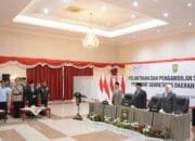 Kepala Staf Korem 031/WB Hadiri Pelantikan dan Pengambilan Sumpah Pejabat Sekretaris Daerah Provinsi Riau