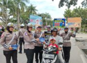 Tim Cooling System Ditlantas Polda Riau Edukasi Pengendara dan Masyarakat di Kawasan Purna MTQ