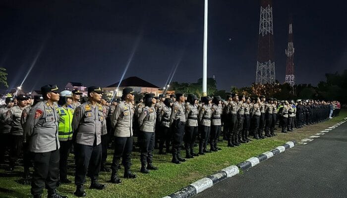 Tingkatkan Kamtibmas Pasca Pungut dan Hitung Suara Pilkada 2024 Polda Riau Gelar Patroli Skala Besar