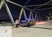 Polsek Bangkinang Barat Jalin Keakraban, Gelar “Subuh Keliling” dan Bagikan Makanan di Desa Empat Balai