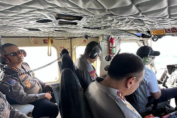 Kapolda Riau Pantau Arus Balik dan Jalur Wisata dari Udara