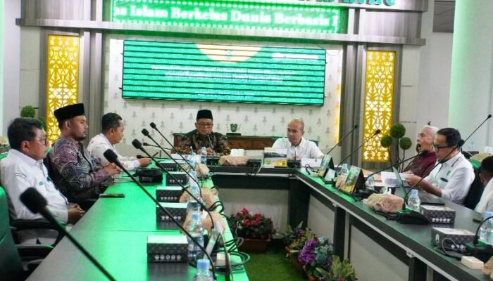 KPU Riau–UIR Resmi Jalin MoU untuk Perkuat Riset Kepemiluan dan Pendidikan Demokrasi
