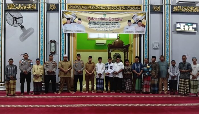 Dzikir dan Doa Bersama Sambut Tahun Baru 2026, Polsek Bonai Darussalam Perkuat Sinergi dengan Masyarakat