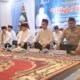 Ribuan Masyarakat Kampar Khusyuk Ikuti Tabligh Akbar Bersama Ustadz Abdul Somad di Polres Kampar
