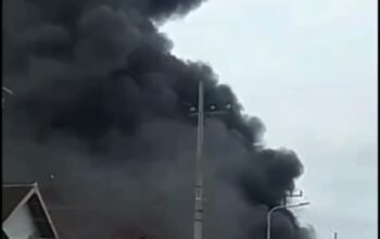 Ruko Kelontong di Kebonsari Hangus Dilalap Api, Dugaan Korsleting Mesin Pertamini Rugikan Pemilik Hingga Rp1 Miliar