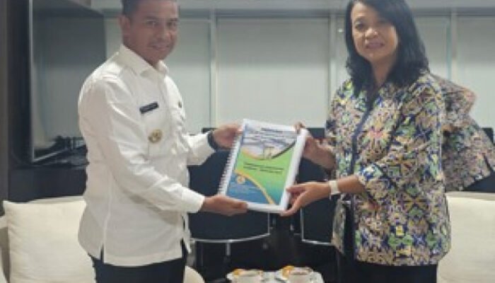 Bupati Kampar Sambangi Kementerian PU Ajukan Pembangunan Empat Ruas Jalan Strategis