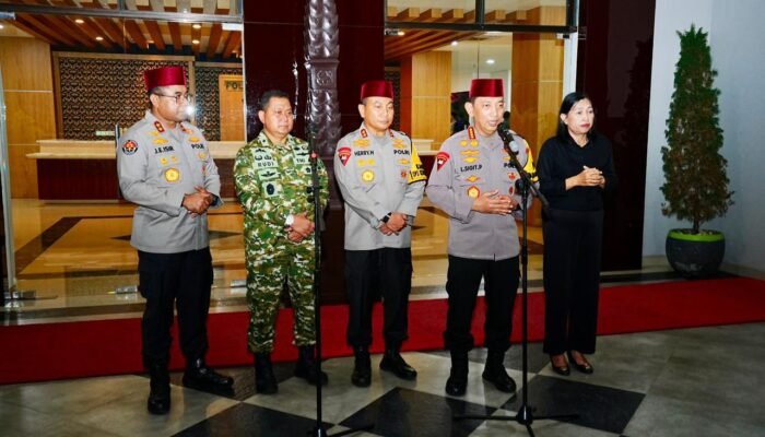 Pesan Kapolri di Safari Ramadhan Riau: Tingkatkan Silaturahmi hingga Jaga Persatuan