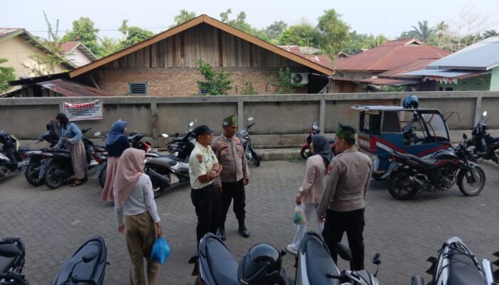 Polsek Rambah Perkuat Patroli Kamtibmas di Pasar Modern, Cegah Gangguan Keamanan