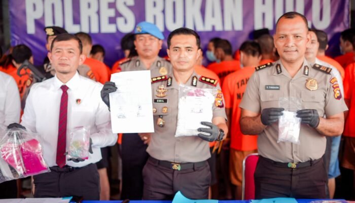 Polres Rohul Gelar Press Release, Bandar Narkotika di Rambah Ditangkap dengan Sabu 1,03 Kilogram dan 246 Butir Ekstasi