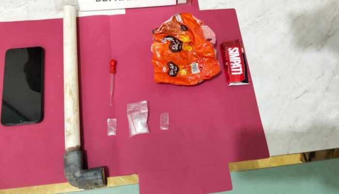 Polsek Tambusai Utara Gerebek Rumah Kontrakan, Seorang Pengedar Diamankan dengan Barang Bukti 4,16 Gram Sabu