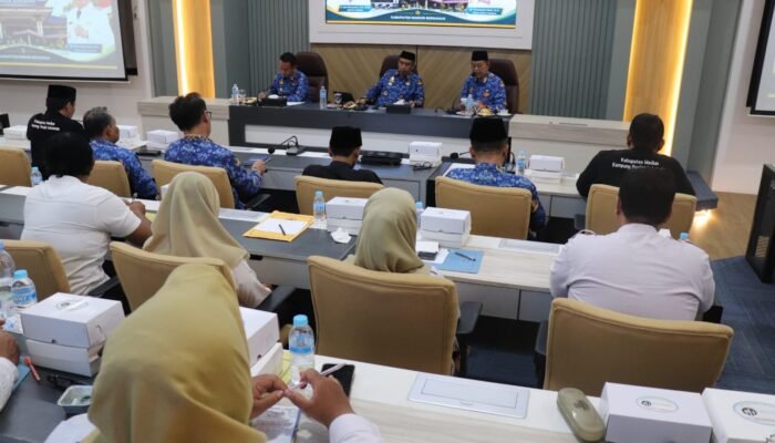 Tingkatkan Kualitas Pelayanan, Disdukcapil Kabupaten Madiun Evaluasi SOP Sarapan Pecel
